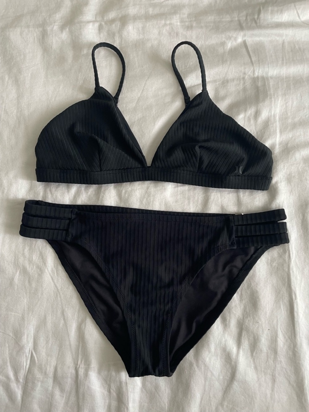 Shade & Shore x Hurley Black Ribbed Bikini Set Size L Strappy Bottom
